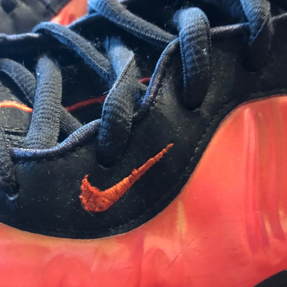 Nike Men’s Sports Red-Black Foamposite Low-Top Sneakers - Picture 15 of 15